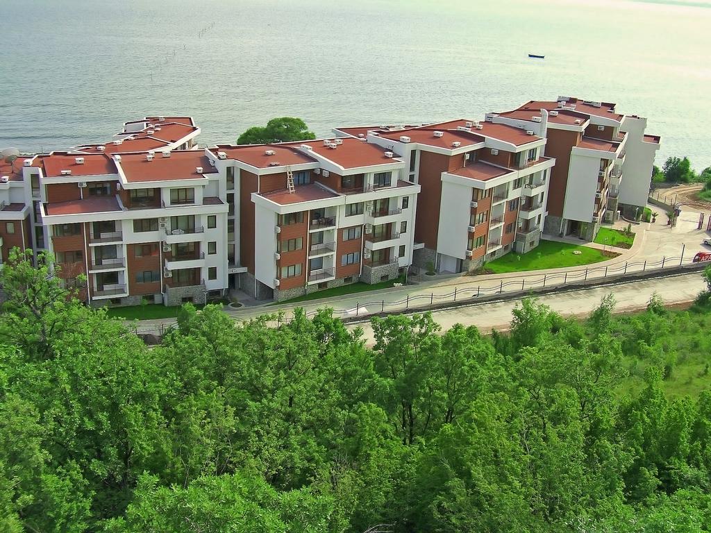 Gt Messambria Fort Beach Apartments Sweti Wlas Exterior foto